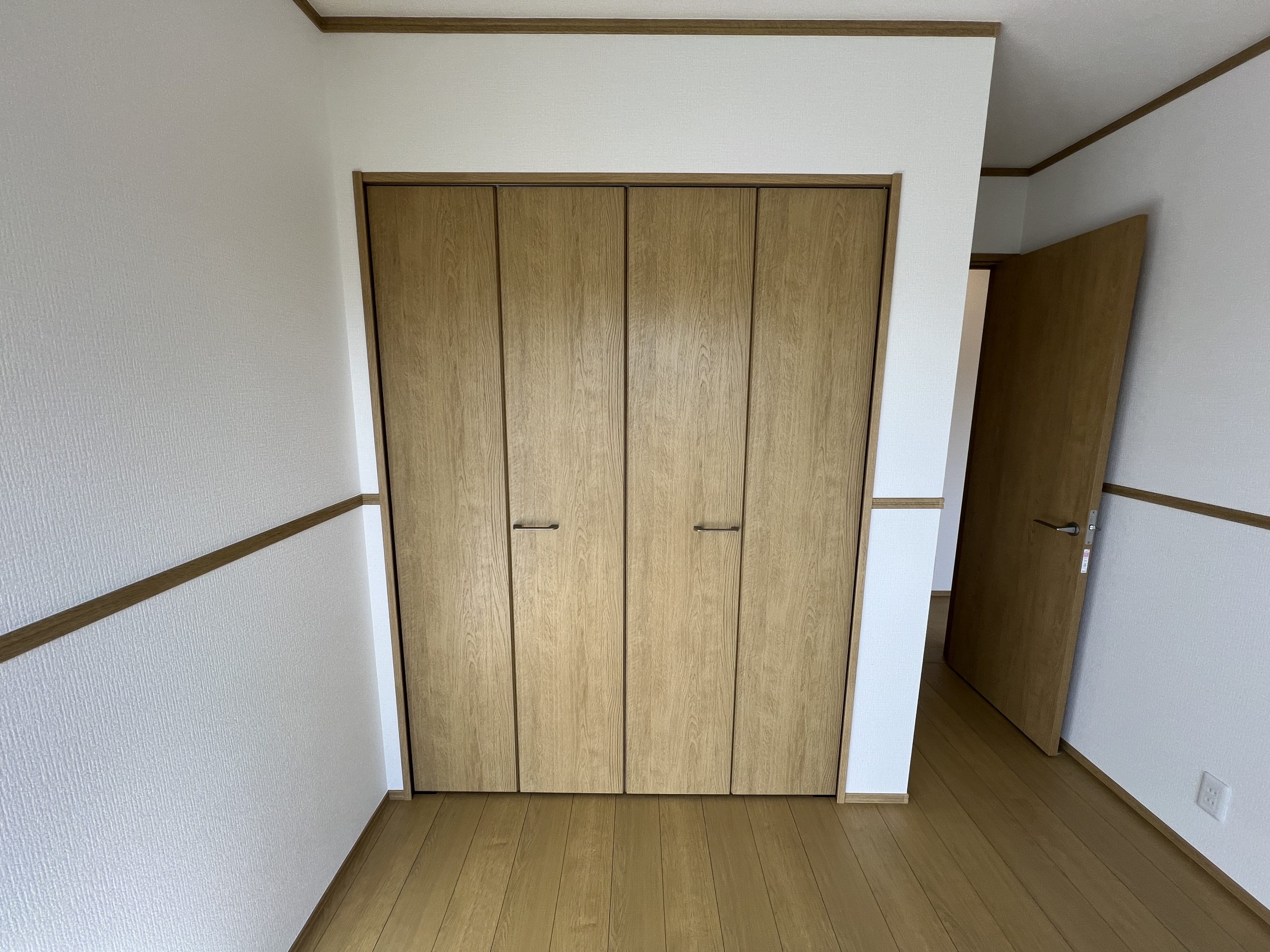 5.4帖の洋室にある収納スペース