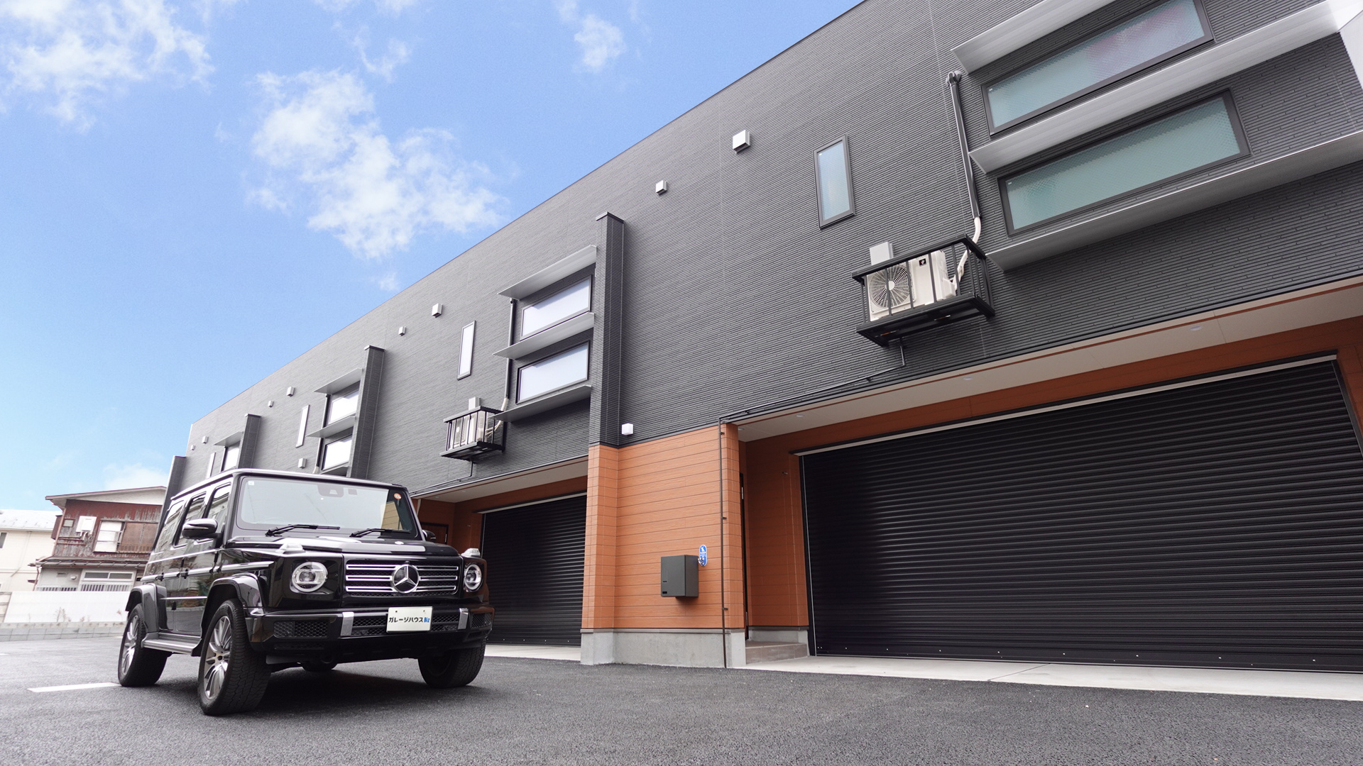 東京都武蔵野市のガレージハウス「bell Courage（ベル クラージュ）の外観③
