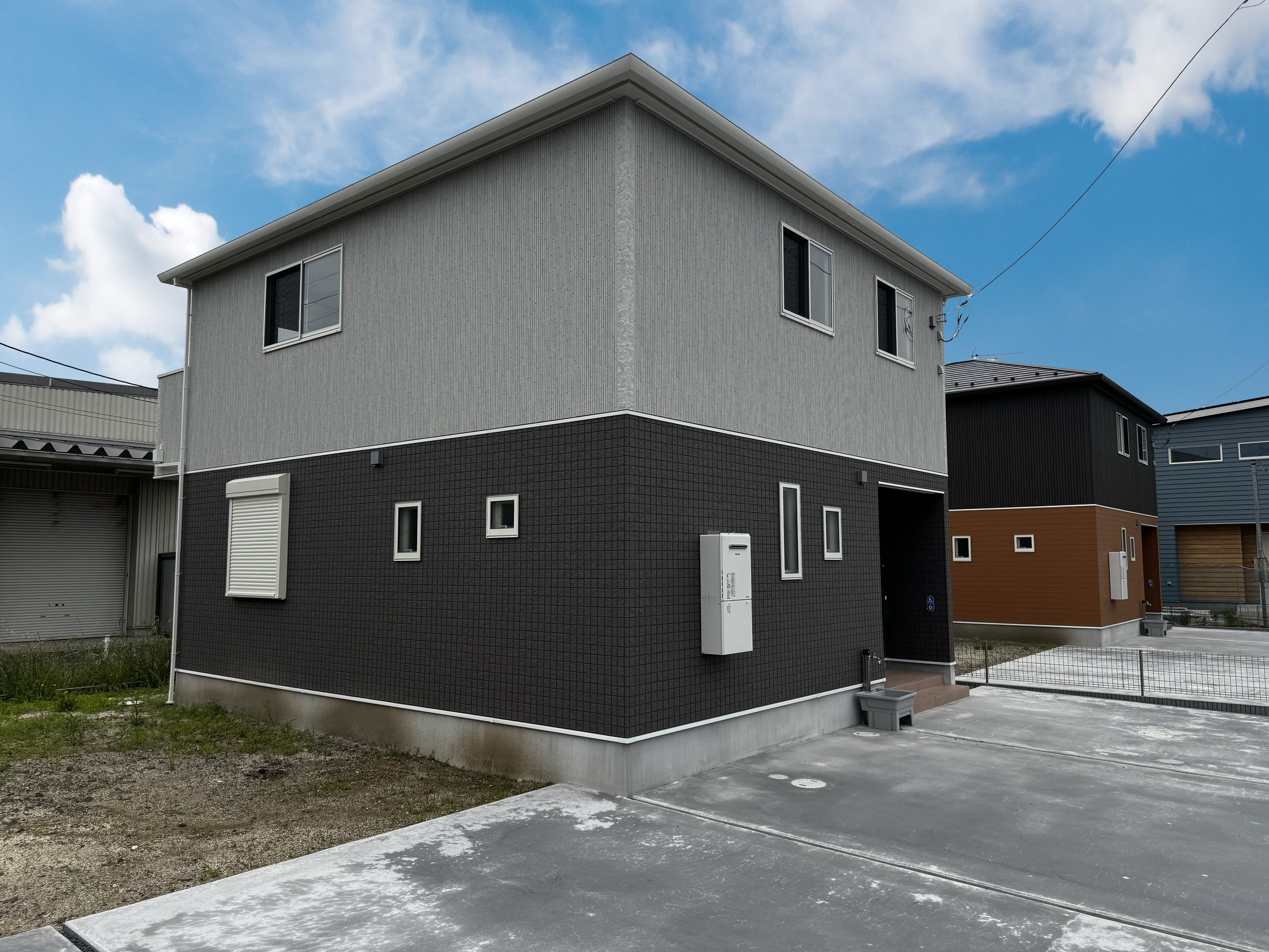 笠間市の100m2超の戸建貸家「ソレイユ旭」の外観②