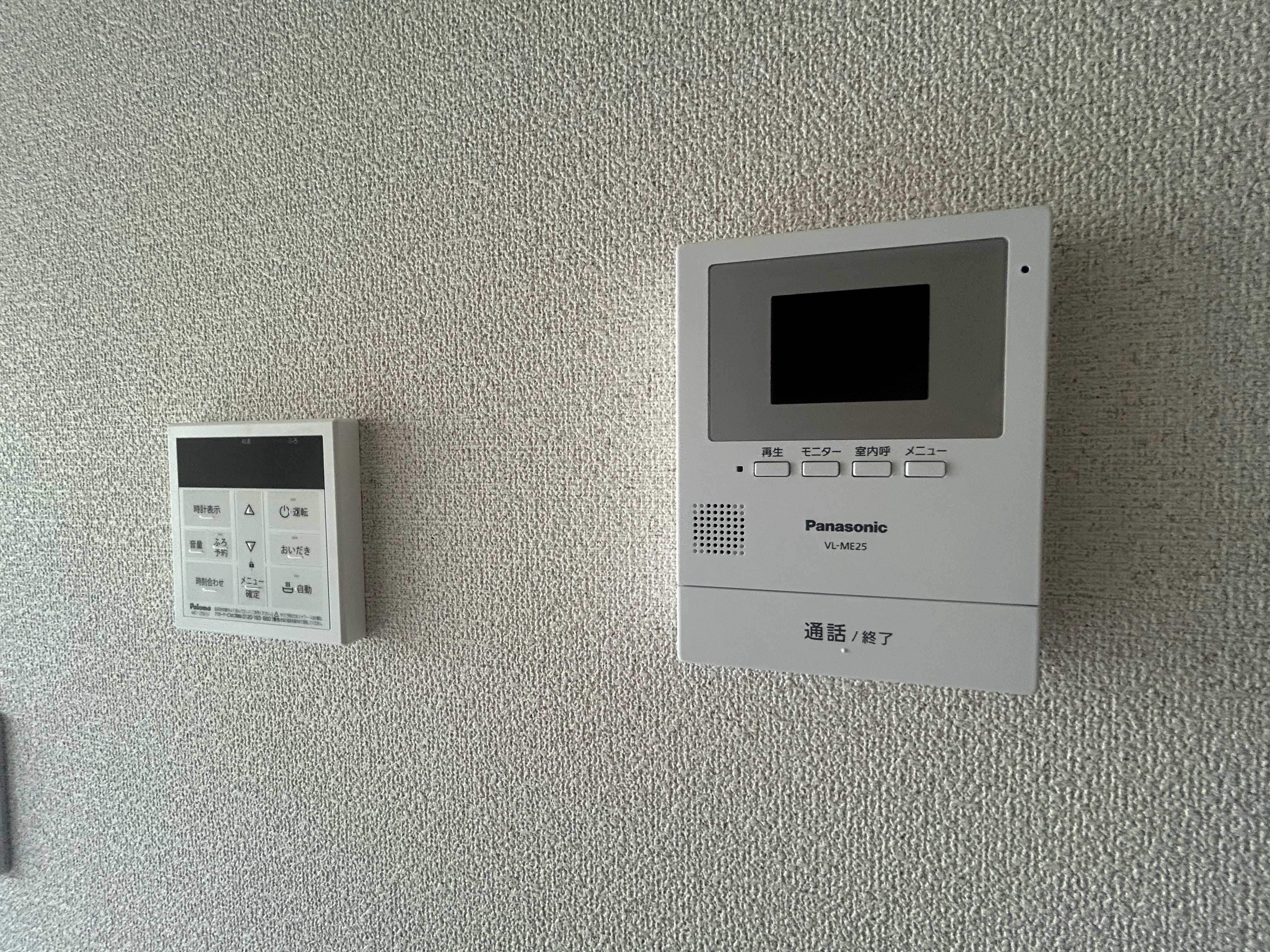 今や防犯対策としてモニター付きのインターフォン
