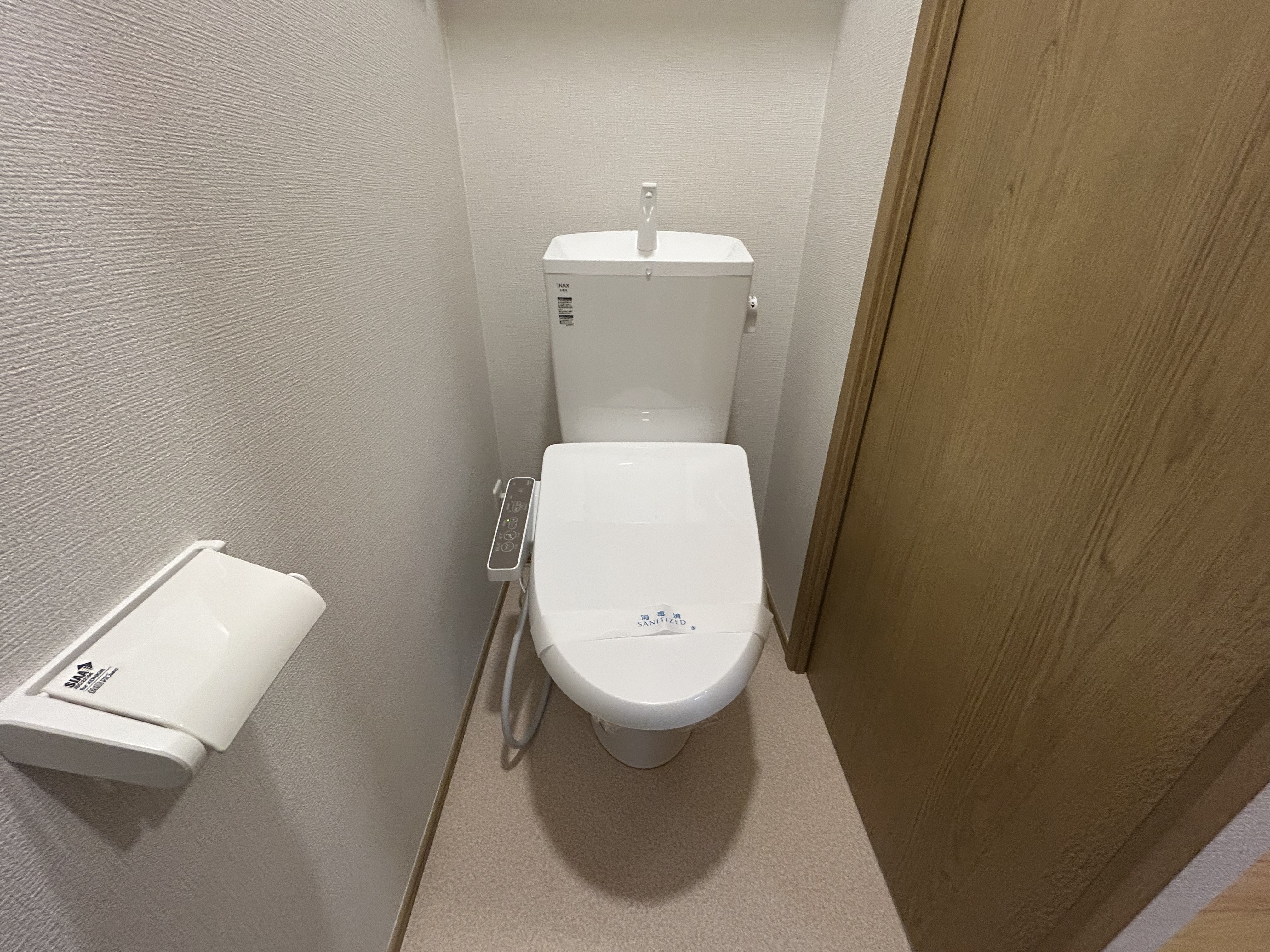 シャワートイレ付
